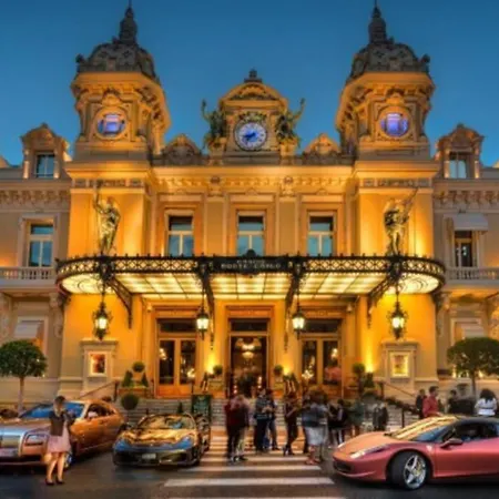 Grande Terrasse A Cote Monaco &